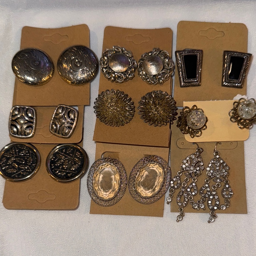 Vintage Silver and Black Women's Earrings